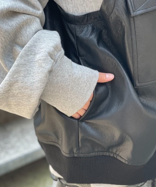 フェイクレザーMA-1スタンドベスト（ライダースジャケット