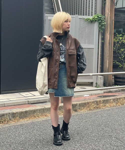 CIAOPANIC（チャオパニック）の「フェイクレザーMA-1スタンドベスト（ライダースジャケット・レディース・ブラック/ブラウン・FREE）」の3枚目の写真