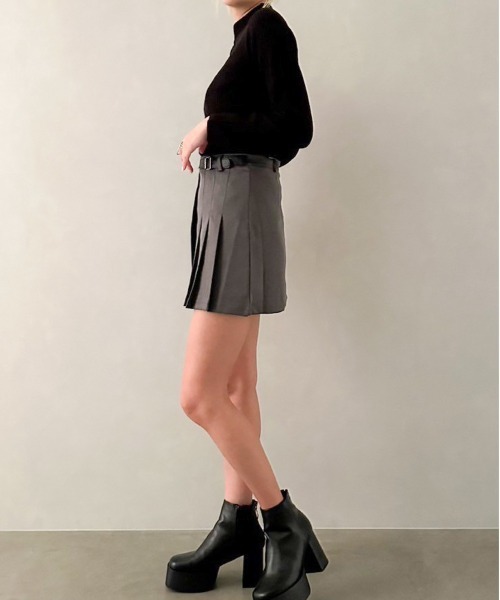 SpRay(スプレイ)の「バルキープチハイネックニット(ニット/セーター・レディース・グレイッシュベージュ/グリーン/ピンク/オフホワイト/アイボリー/ブルー/ベージュ/ブラック・FREE)」の21枚目の写真