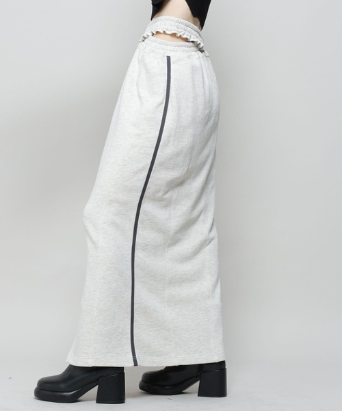 PAGEBOY（ページボーイ）の「ウラケラインナロースカート（スカート・レディース・オートミール/ブラック・FREE）」の3枚目の写真