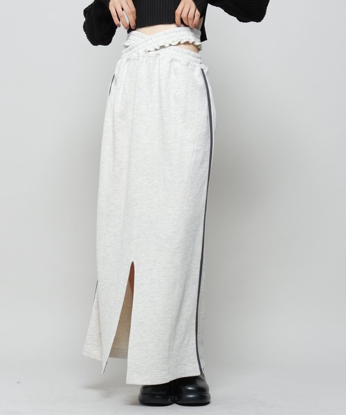 PAGEBOY（ページボーイ）の「ウラケラインナロースカート（スカート・レディース・オートミール/ブラック・FREE）」の4枚目の写真