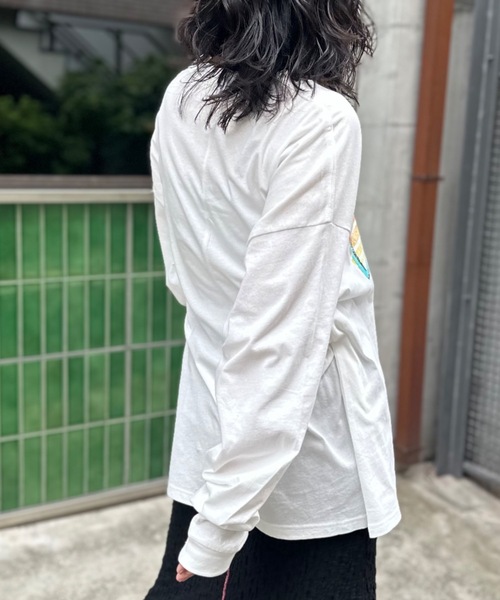 mi via loca(ミヴィアロカ)の「ヴィンテージライクプリントロンT(Tシャツ/カットソー・レディース・グレー/オフホワイト/スミクロ・FREE)」の10枚目の写真