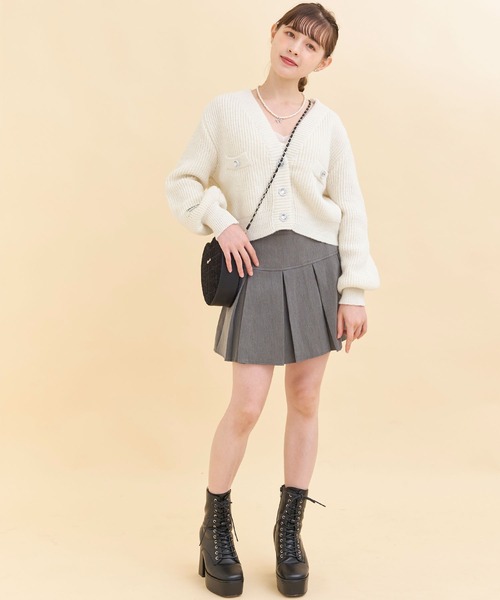 Crea titty&Co. PETIT（クレアティティーアンドコープチ）の「【Crea titty&Co.PETIT 】ボタンショートニットカーディガン（カーディガン/ボレロ・レディース・パープル/ブラック/ホワイト・FREE）」の10枚目の写真