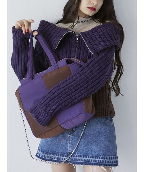 jouetie（ジュエティ）の「ブロッキングパッファーバッグ（ハンドバッグ・レディース・ブラック/パープル・FREE）」の4枚目の写真