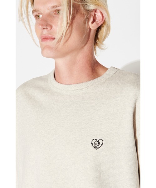 Not So Ape（ノットソーエイプ）の「Heart Logo Crewneck（スウェット・メンズ・ブラック/グレー系その他・MEDIUM/LARGE）」の3枚目の写真