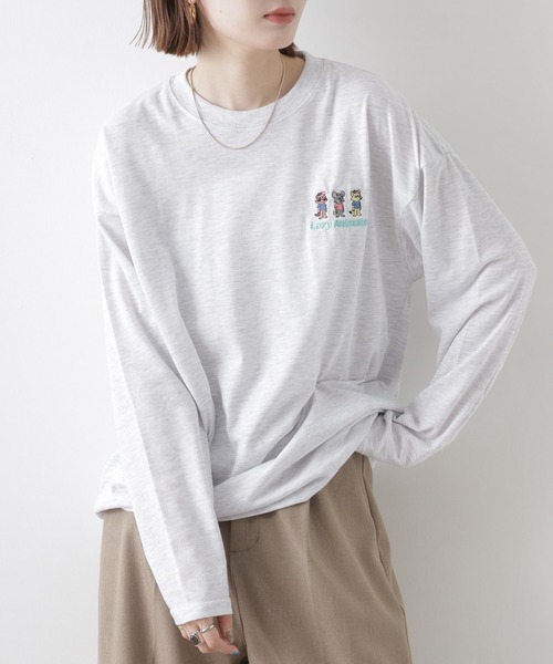 FUNALIVE(ファンアライブ)の「ゆったり 着やすい ロゴ刺繍 ロンT(Tシャツ/カットソー・メンズ・ブラック系/スミクロ/ブラック系1/ベージュ系/ブラック系4/ブラック/ブラック系5/ホワイト系2/ホワイト/ホワイト系/ネイビー系/ライトグリーン系/グレイッシュベージュ/ブラック系3/パープル系/ラベンダー/ホワイト系1/サックスブルー/ブラック系2/サックスブルー系1/ミント/ネイビー/サックスブルー系/ホワイト系3/ブラック系その他3/バーガンディー/ブラック系その他5/ブラック系その他4/ブラック系その他2/ブラック系その他7/ブラック系その他6/ホワイト系5/ホワイト系4/ブラック系6/杢グレー/ブラック系その他/ブラウン・LL/L/M)」の7枚目の写真