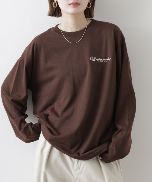 FUNALIVE(ファンアライブ)の「ゆったり 着やすい ロゴ刺繍 ロンT(Tシャツ/カットソー・メンズ・ブラック系/スミクロ/ブラック系1/ベージュ系/ブラック系4/ブラック/ブラック系5/ホワイト系2/ホワイト/ホワイト系/ネイビー系/ライトグリーン系/グレイッシュベージュ/ブラック系3/パープル系/ラベンダー/ホワイト系1/サックスブルー/ブラック系2/サックスブルー系1/ミント/ネイビー/サックスブルー系/ホワイト系3/ブラック系その他3/バーガンディー/ブラック系その他5/ブラック系その他4/ブラック系その他2/ブラック系その他7/ブラック系その他6/ホワイト系5/ホワイト系4/ブラック系6/杢グレー/ブラック系その他/ブラウン・LL/L/M)」の1枚目の写真