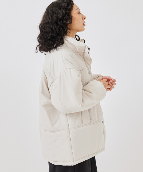 NERGY（ナージー）の「スタンドカラー中綿コート（ダウンジャケット/コート・レディース・ブラック/ホワイト・M）」の3枚目の写真