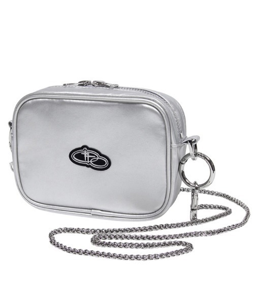 ROMANTIC CROWN（ロマンティッククラウン）の「A'GEM/9 × .kom『ROMANTIC CROWN/ロマンティッククラウン』SHINING LOGO MINI BAG/シャイニングロゴミニ バッグ（ショルダーバッグ・メンズ・シルバー/ブラック・FREE）」の6枚目の写真