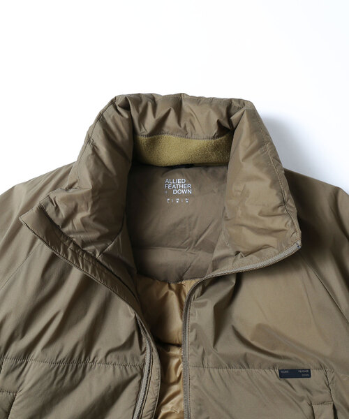 417 EDIFICE（フォーワンセブンエディフィス）の「【ALLIED FEATHER&DOWN / アライド フェザー&ダウン】 Cocoon Down Coat（ダウンジャケット/コート・メンズ・ベージュ/ブラック・MEDIUM/SMALL/LARGE）」の7枚目の写真
