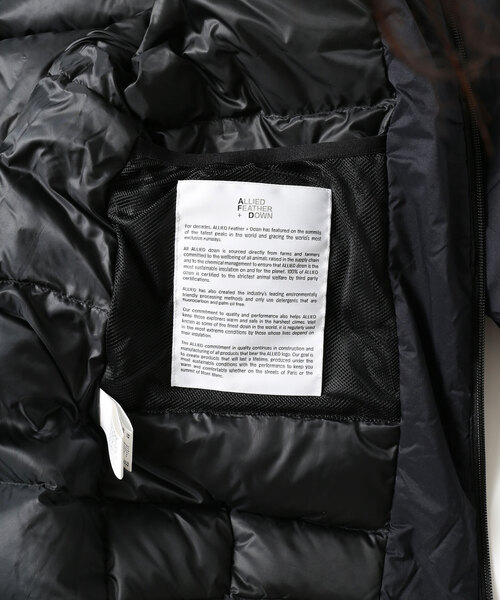 417 EDIFICE（フォーワンセブンエディフィス）の「【ALLIED FEATHER&DOWN / アライド フェザー&ダウン】 Cocoon Down Coat（ダウンジャケット/コート・メンズ・ベージュ/ブラック・MEDIUM/SMALL/LARGE）」の8枚目の写真