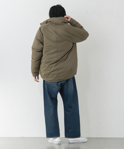 417 EDIFICE（フォーワンセブンエディフィス）の「【ALLIED FEATHER&DOWN / アライド フェザー&ダウン】 Cocoon Down Coat（ダウンジャケット/コート・メンズ・ベージュ/ブラック・MEDIUM/SMALL/LARGE）」の17枚目の写真