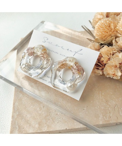 tone（トーン）の「【S.coeuf】【S.coeuf】ピアス　クリアフラワー×淡水パール(MA)（ピアス（両耳用）・レディース・ピンク/ベージュ/パープル・FREE）」の4枚目の写真