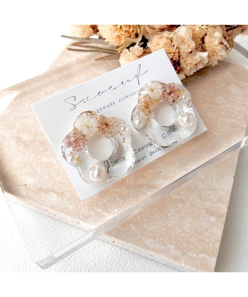 tone（トーン）の「【S.coeuf】【S.coeuf】ピアス　クリアフラワー×淡水パール(MA)（ピアス（両耳用）・レディース・ピンク/ベージュ/パープル・FREE）」の5枚目の写真