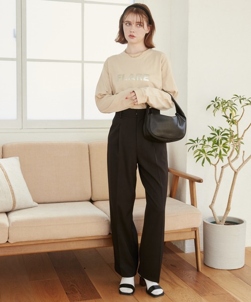 ANGIE(アンジー)の「箔プリント メタリック ロゴ ロンT(Tシャツ/カットソー・レディース・ライトベージュ/ネイビー/ホワイト×シルバー/ホワイト×ゴールド/スミクロ・LARGE/SMALL/MEDIUM)」の18枚目の写真