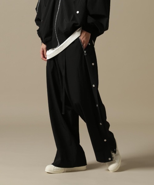 DANKE SCHON（ダンケシェーン）の「DankeSchon/ダンケシェーン/撥水SN SNAP（その他パンツ・レディース・ブラック・LARGE/MEDIUM）」の2枚目の写真