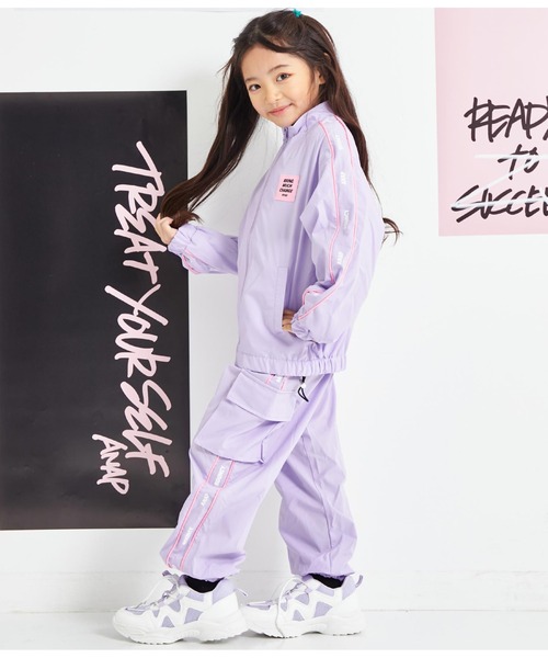 ANAP kids（アナップキッズ）の「パイピングラインジョガーパンツ（その他パンツ・キッズ・ラベンダー/ブラック・120cm/100cm/130cm/110cm）」の17枚目の写真