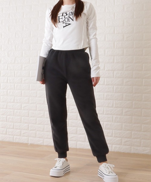 DAYRA(デイラ)の「裏ボア フリース イージー ホット パンツ(スウェットパンツ・レディース・ライトグレー/ダークグレー/グレイッシュベージュ/ブラック/ブラウン・E/Q/J)」の7枚目の写真