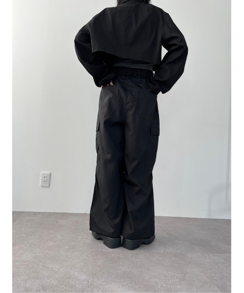 HANNE(アン)の「Wウエストカーゴパンツ(カーゴパンツ・レディース・ブラック/アイボリー・FREE)」の15枚目の写真