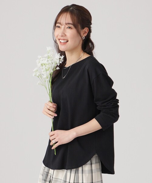 DRESKIP(ドレスキップ)の「◆コットンゆったり 長袖Tシャツ(Tシャツ/カットソー・レディース・ナチュラル/ブラック/オフホワイト/ベージュ系その他5/ホワイト系5/ブルー系2・02/03/04)」の4枚目の写真