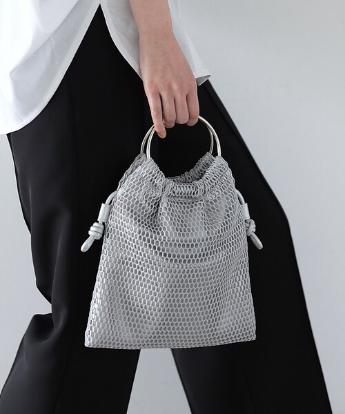 GALLEST（ギャレスト）の「【CONTROL FREAK】メッシュコンビリングバッグ（ハンドバッグ・レディース・アイボリー/シルバー/ネイビー・00）」の4枚目の写真