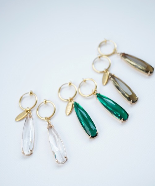 CERCA（チェルカ）の「MILIA/glass drops フープイヤリング 【金属アレルギー対応】（イヤリング・レディース・クリア/グリーン/カーキブラウン・FREE）」の9枚目の写真