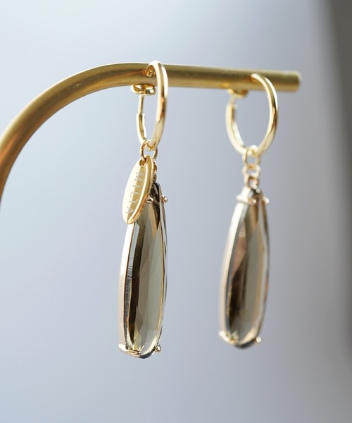 CERCA（チェルカ）の「MILIA/glass drops フープイヤリング 【金属アレルギー対応】（イヤリング・レディース・クリア/グリーン/カーキブラウン・FREE）」の12枚目の写真