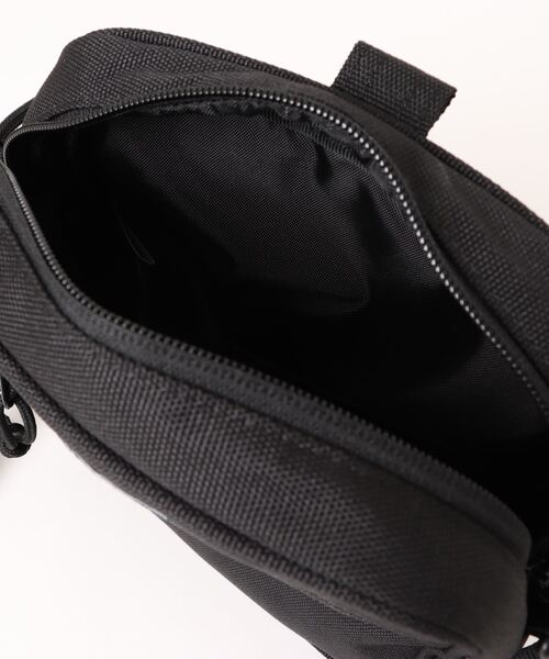 NEW ERA(ニューエラ)の「【NEW ERA/ニューエラ】スクエア ショルダーポーチ 1.5L(ショルダーバッグ・メンズ・ブラック系その他/ブロンズ/その他1/ローズ/レッド/ストーン/オリーブ/グレー系その他/ブルー系その他・FREE)」の20枚目の写真