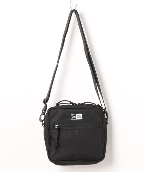 NEW ERA(ニューエラ)の「【NEW ERA/ニューエラ】スクエア ショルダーポーチ 1.5L(ショルダーバッグ・メンズ・ブラック系その他/ブロンズ/その他1/ローズ/レッド/ストーン/オリーブ/グレー系その他/ブルー系その他・FREE)」の11枚目の写真