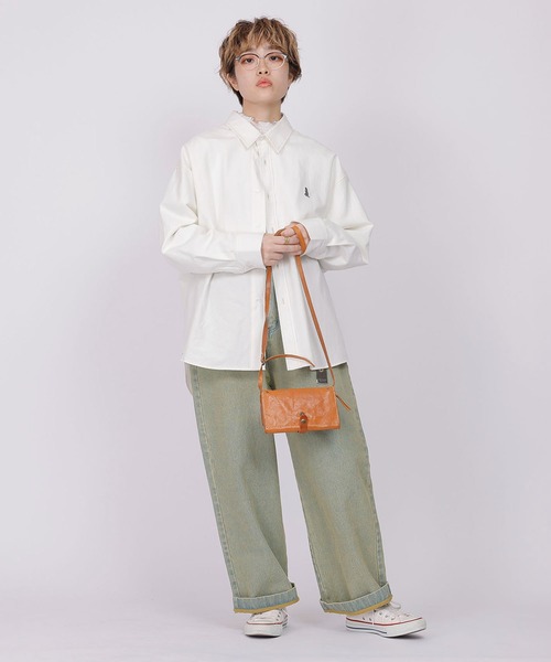 DOUBLE NAME(ダブルネーム)の「ミニ恐竜ワッペンオックスシャツ/ユニセックス(シャツ/ブラウス・レディース・ベージュ/オフホワイト/ブルー・FREE)」の15枚目の写真