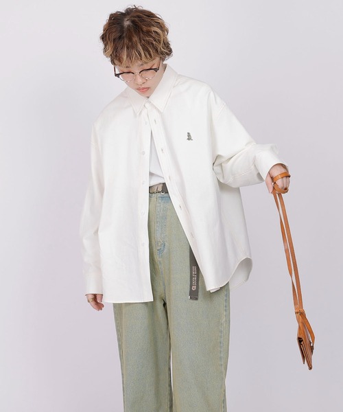 DOUBLE NAME(ダブルネーム)の「ミニ恐竜ワッペンオックスシャツ/ユニセックス(シャツ/ブラウス・レディース・ベージュ/オフホワイト/ブルー・FREE)」の14枚目の写真