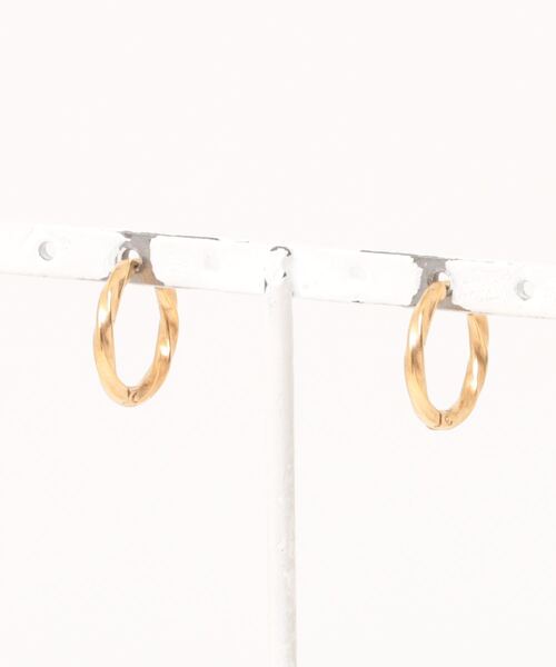 sunny branch（サニーブランチ）の「★Stainless★ Twist Pierce 14mm（ピアス（両耳用）・レディース・シルバー/ブラック/ゴールド・FREE）」の8枚目の写真