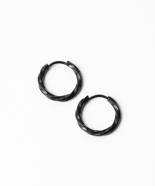 sunny branch（サニーブランチ）の「★Stainless★ Twist Pierce 14mm（ピアス（両耳用）・レディース・シルバー/ブラック/ゴールド・FREE）」の5枚目の写真