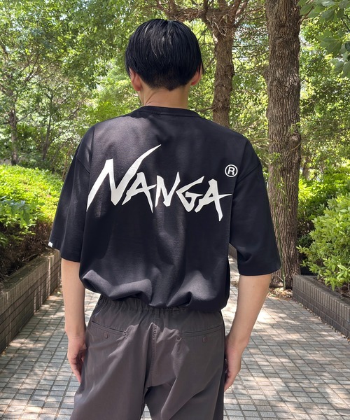 NANGA(ナンガ)の「NANGA×Grand PARK/ナンガ×グランドパーク別注バックプリントTシャツ(Tシャツ/カットソー・メンズ・ホワイト系その他/ホワイト/ブラック/グレー/ネイビー/ブラック系その他/チャコールグレー・X-LARGE/LARGE/MEDIUM)」の5枚目の写真