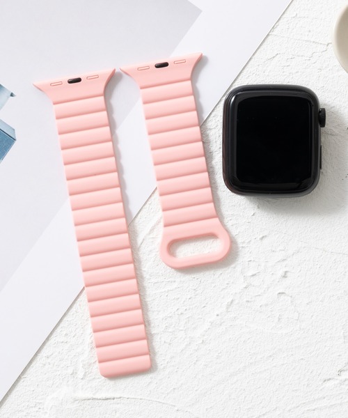 emonique(エモニーク)の「シリコン製 Apple Watch バンド スマートウォッチバンド【38/40/41/42/44/45/49mm対応】(デジタル腕時計・メンズ・ライトブルー/ベージュ/ホワイト×ブラック/ブラック×レッド/ブラック系その他/ブラック/ピンク/ネイビー/グリーン・42/38)」の9枚目の写真