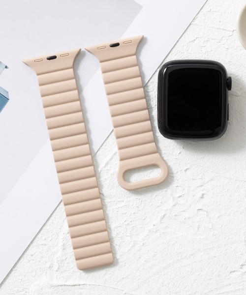 emonique(エモニーク)の「シリコン製 Apple Watch バンド スマートウォッチバンド【38/40/41/42/44/45/49mm対応】(デジタル腕時計・メンズ・ライトブルー/ベージュ/ホワイト×ブラック/ブラック×レッド/ブラック系その他/ブラック/ピンク/ネイビー/グリーン・42/38)」の14枚目の写真