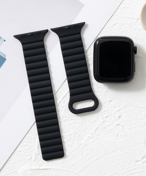 emonique(エモニーク)の「シリコン製 Apple Watch バンド スマートウォッチバンド【38/40/41/42/44/45/49mm対応】(デジタル腕時計・メンズ・ライトブルー/ベージュ/ホワイト×ブラック/ブラック×レッド/ブラック系その他/ブラック/ピンク/ネイビー/グリーン・42/38)」の16枚目の写真