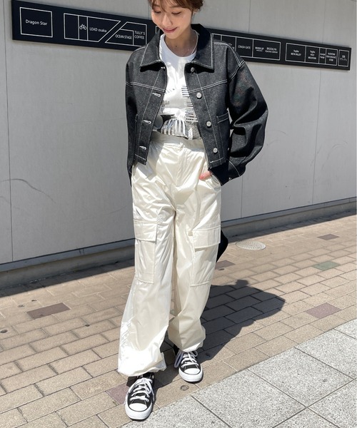 Meli rich(メリーリッチ)の「メタリックカーゴパンツ(カーゴパンツ・レディース・ブラック/オフホワイト・FREE)」の9枚目の写真
