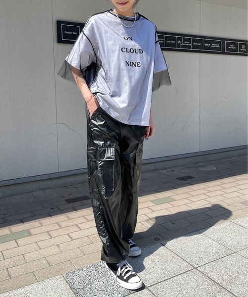 Meli rich(メリーリッチ)の「メタリックカーゴパンツ(カーゴパンツ・レディース・ブラック/オフホワイト・FREE)」の16枚目の写真
