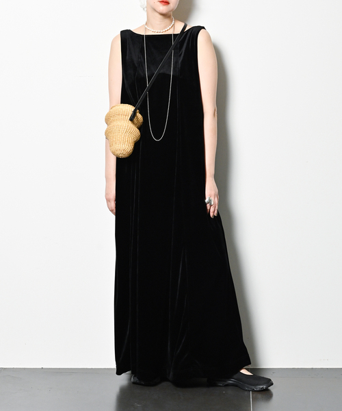 CITYSHOP（シティーショップ）の「VELVET OPEN BACK DRESS：ワンピース