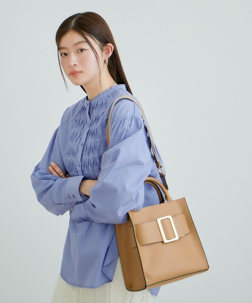 VIS(ビス)の「ビッグバックル2WAYバッグ(ハンドバッグ・レディース・ブラック/オフホワイト/ベージュ系その他2・FREE)」の9枚目の写真