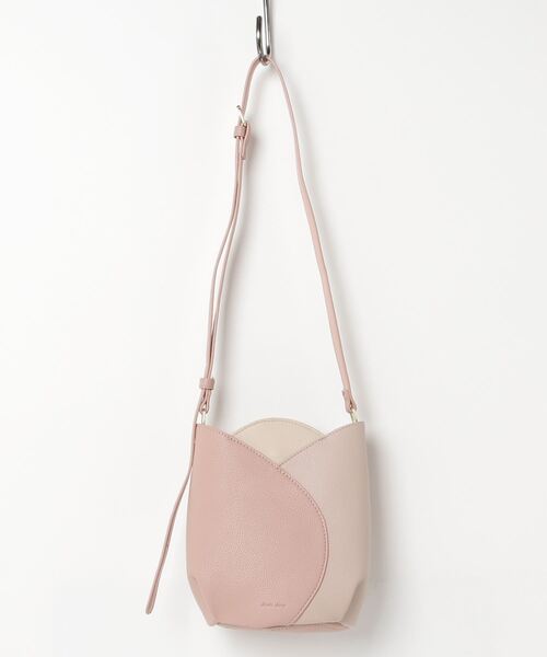 Legato Largo(レガートラルゴ)の「Legato Largo / チューリップモチーフ ミニショルダー / LG-F3093(ショルダーバッグ・レディース・ブラック/グリーン系その他/イエロー/レッド/ブルー/オレンジ系その他/ピンク系その他/アイボリー・ONESIZE)」の6枚目の写真