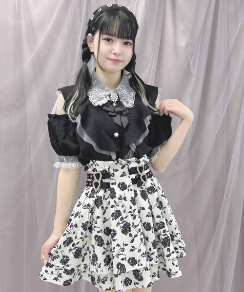 ROJITA（ロジータ）の「肩開きVラッフル切替半袖ブラウス