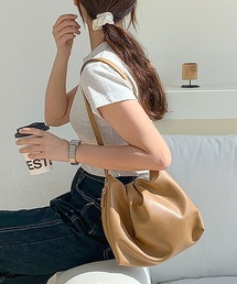 florist | ふっくらギャザーシルエットのソフトレザーハンドバッグ(ハンドバッグ)