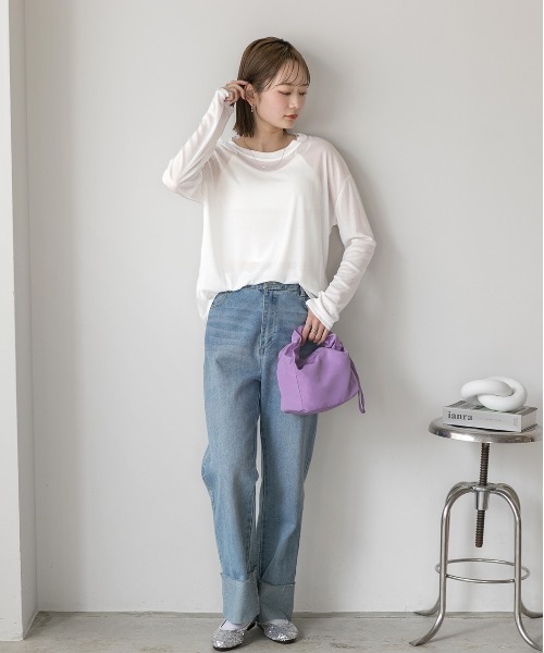 ad thie(アドティエ)の「オーバーサイズ カラーシアーカットソー(Tシャツ/カットソー・レディース・ブラック/パープル/グリーン/イエロー/ブルー/オフホワイト・FREE)」の7枚目の写真