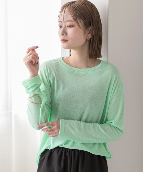 ad thie(アドティエ)の「オーバーサイズ カラーシアーカットソー(Tシャツ/カットソー・レディース・ブラック/パープル/グリーン/イエロー/ブルー/オフホワイト・FREE)」の15枚目の写真