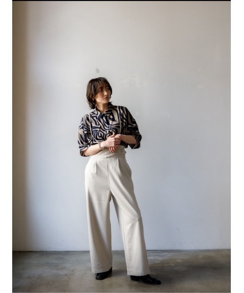 AGAWD（アガウド）の「【先行予約】AGAWD  サイドベルトパンツ　★（サロペット/オーバーオール・レディース・ブラック/グレー/ベージュ・FREE）」の5枚目の写真