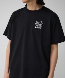 スリーフォトバックTシャツ