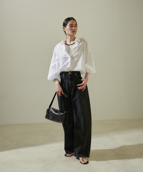 SALON adam et rope'（サロン アダム エ ロペ）の「【WEB限定カラー】コットンワッシャーローンボリュームスリーブブラウス　無地/チェック（シャツ/ブラウス・レディース・ホワイト/ブラウン系その他2/ブルー系その他4/ブラック・FREE）」の17枚目の写真