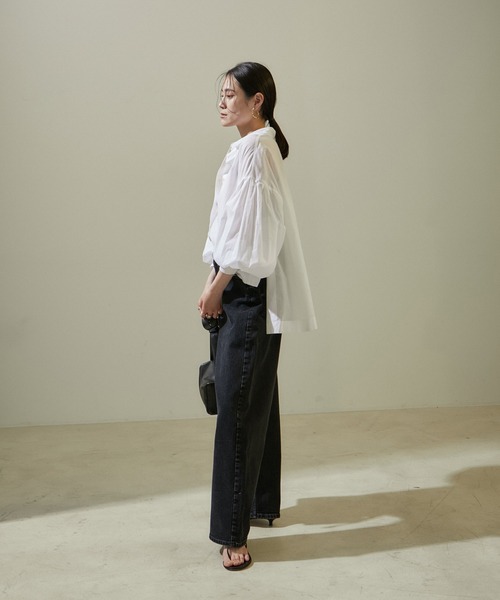 SALON adam et rope'（サロン アダム エ ロペ）の「【WEB限定カラー】コットンワッシャーローンボリュームスリーブブラウス　無地/チェック（シャツ/ブラウス・レディース・ホワイト/ブラウン系その他2/ブルー系その他4/ブラック・FREE）」の12枚目の写真